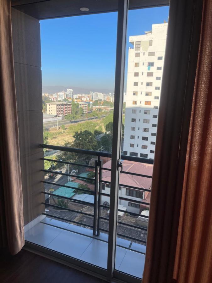 Hermoso Garzonier 7E Torres Puente Muyurina Cochabamba Exterior foto
